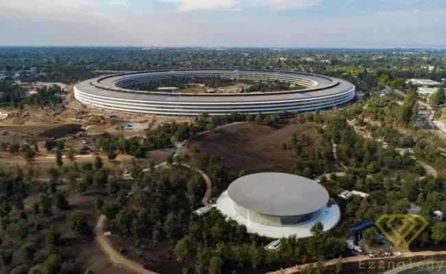 صورة لابل بارك Apple Park