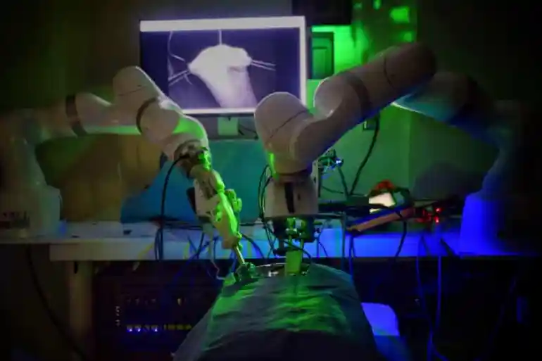 الروبوت الطبي "ستار" يجري أول عملية جراحية بدون مساعد