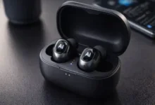 OpenAI تطلق أول منتج عتادي لها: سماعات أذن ذكية مدعومة بالذكاء الاصطناعي